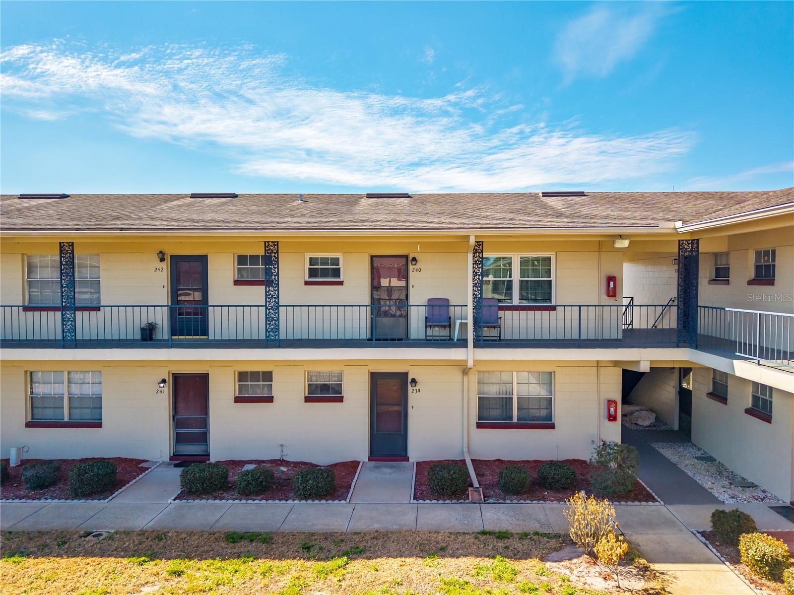 Image 26 of 35 For 5505 Hernandes Dr  240