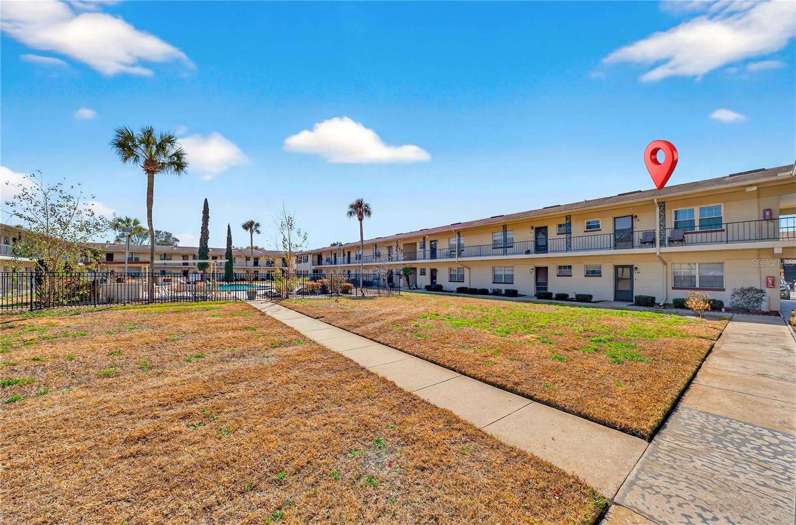 Image 27 of 35 For 5505 Hernandes Dr  240