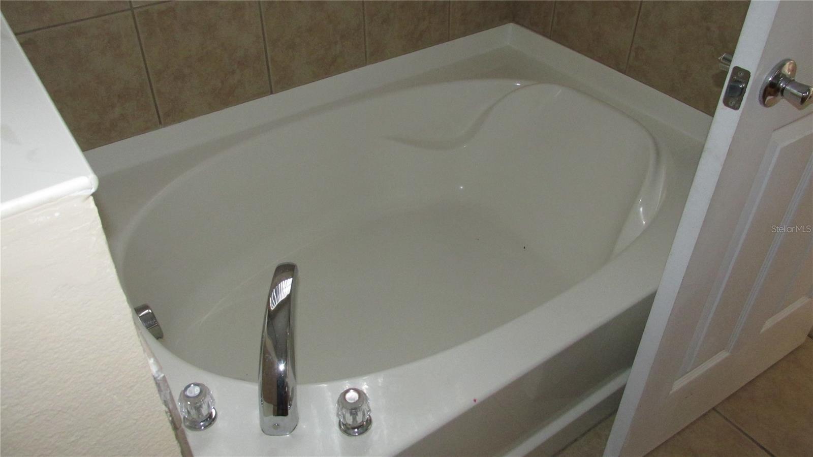 Image 9 of 18 For 9735 Fenrose Terrace