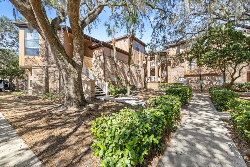 Image 2 of 33 For 486 Pin Oak Place 308