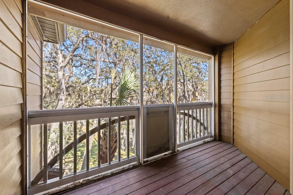 Image 28 of 33 For 486 Pin Oak Place 308