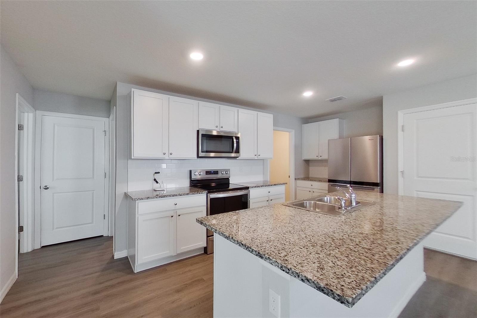 Image 5 of 24 For 8677 44th Court