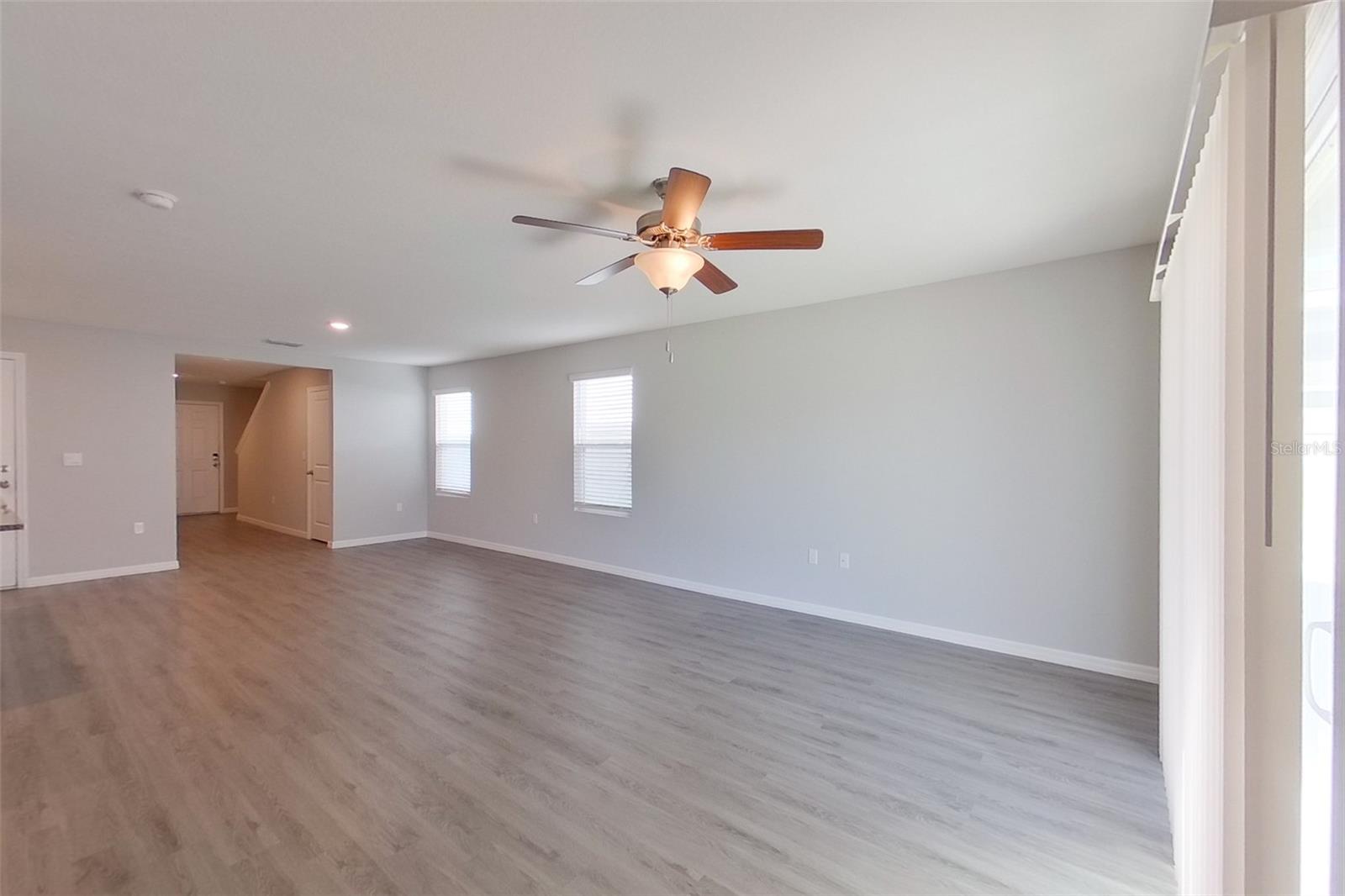 Image 7 of 24 For 8677 44th Court