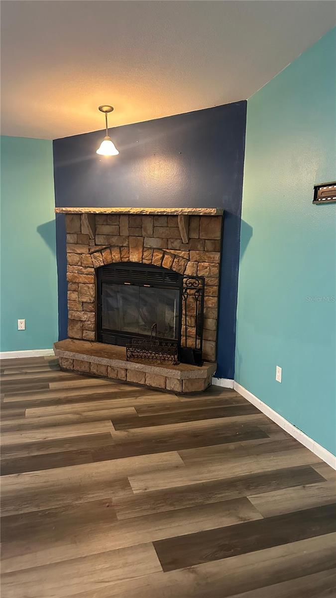 Image 12 of 31 For 15773 Highway 42