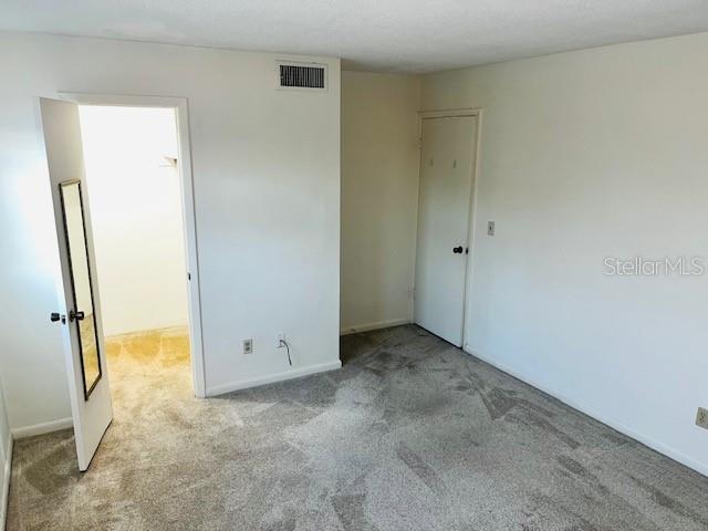 Image 17 of 32 For 625 Halifax Avenue 9