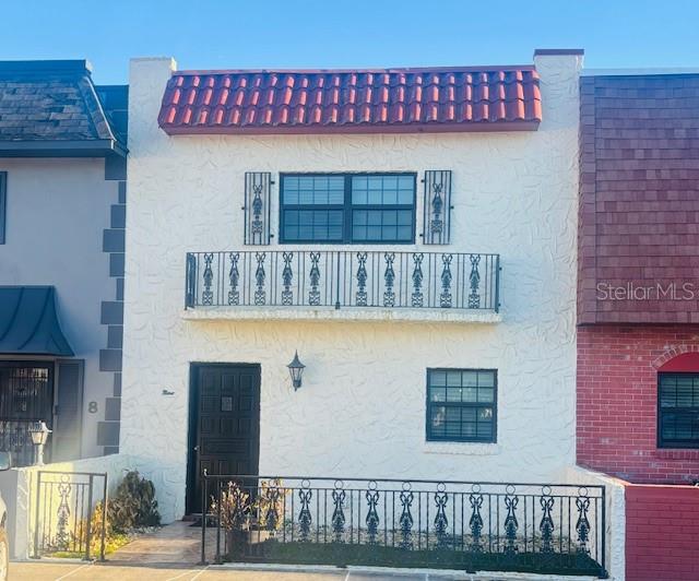 Image 2 of 32 For 625 Halifax Avenue 9