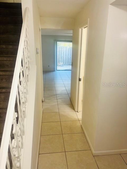 Image 21 of 32 For 625 Halifax Avenue 9