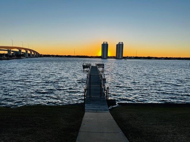 Image 30 of 32 For 625 Halifax Avenue 9