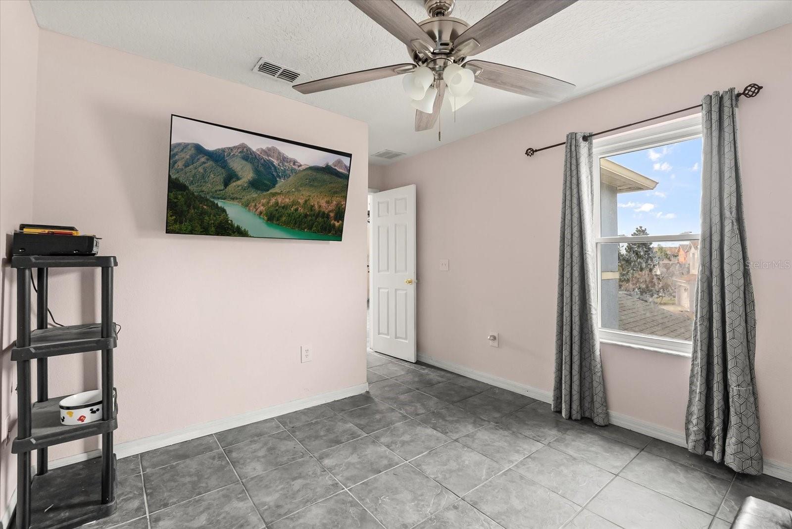 Image 20 of 37 For 306 Rona Lane