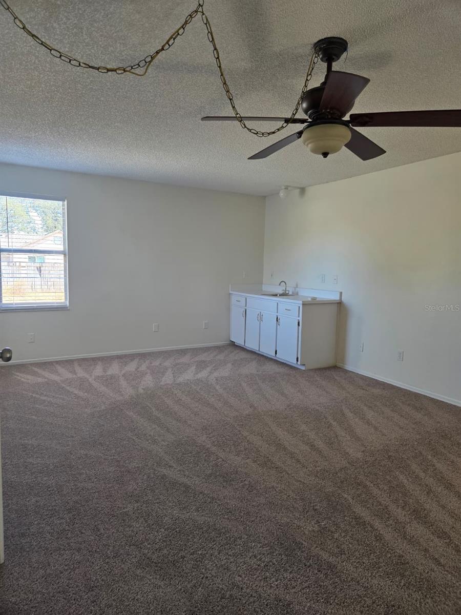 Image 30 of 43 For 137 Killington Way