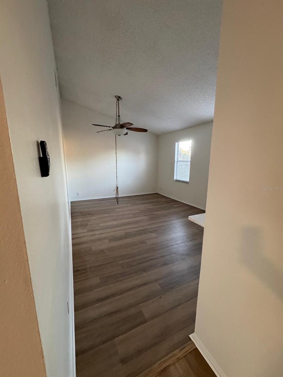 Image 9 of 43 For 137 Killington Way