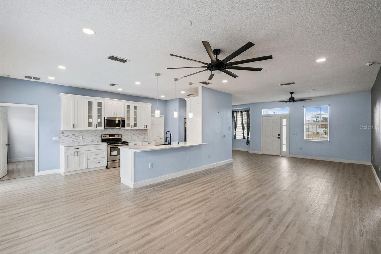 Image 6 of 31 For 2713 Pearl Court