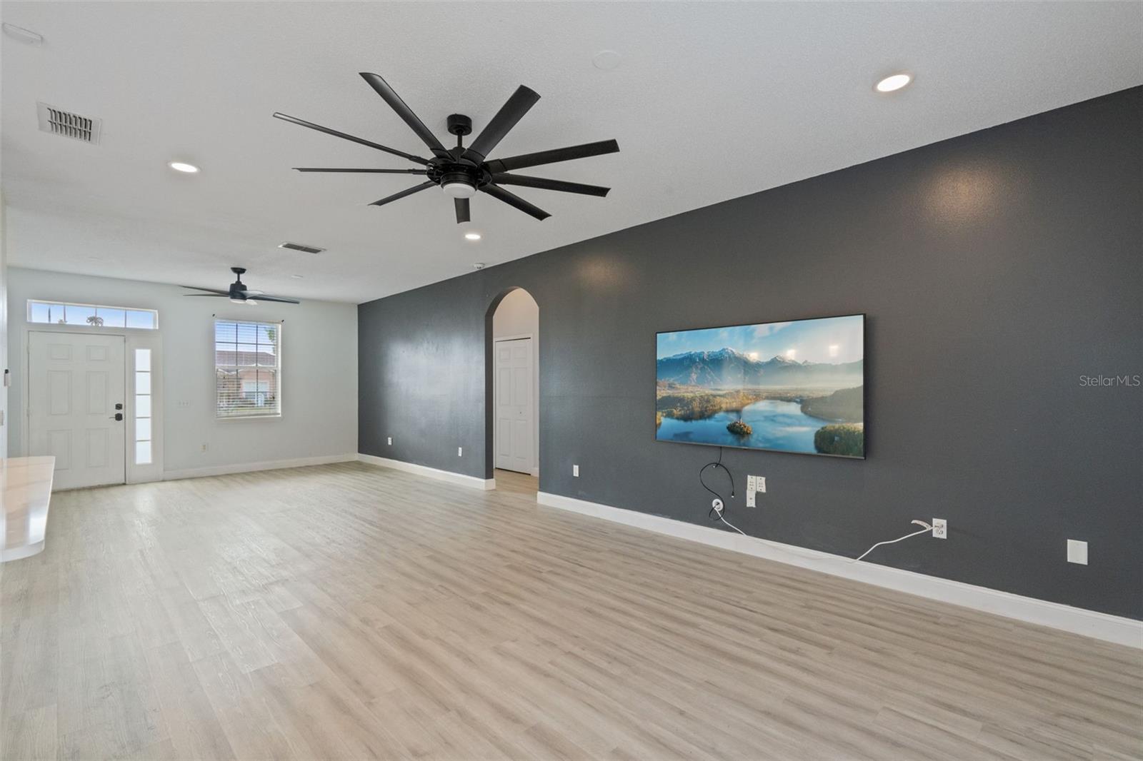 Image 8 of 31 For 2713 Pearl Court