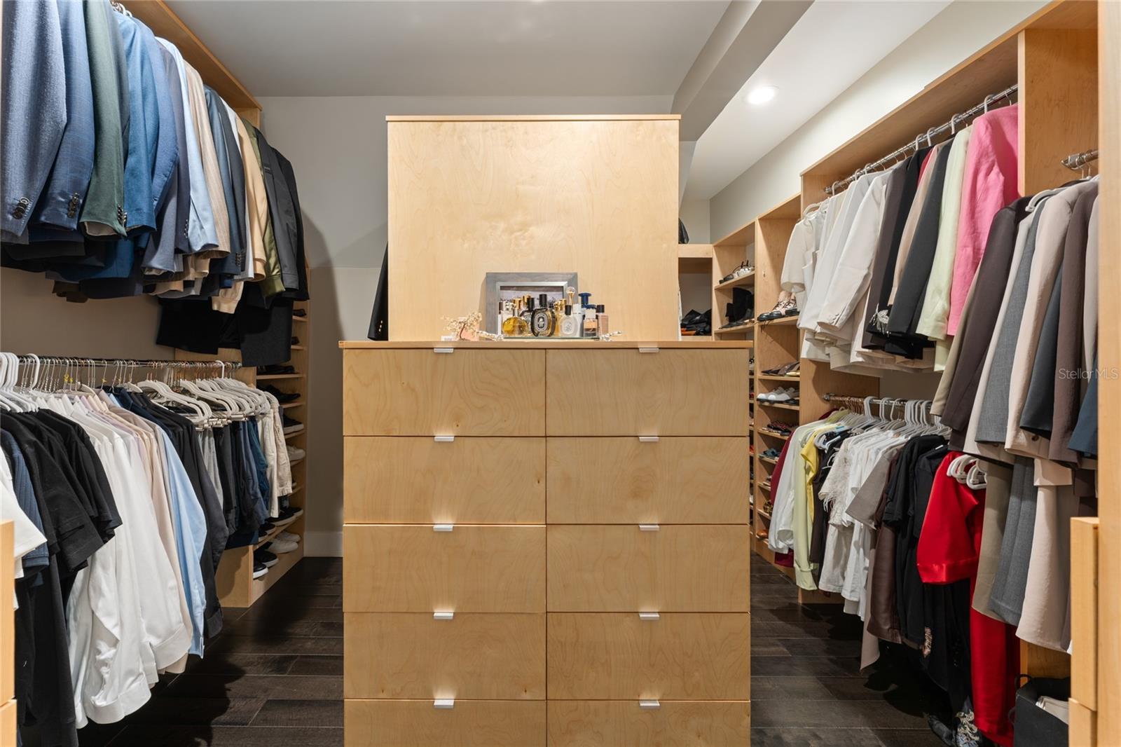 Image 37 of 57 For 606 6th Avenue