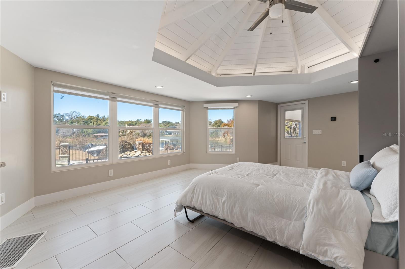 Image 42 of 57 For 606 6th Avenue