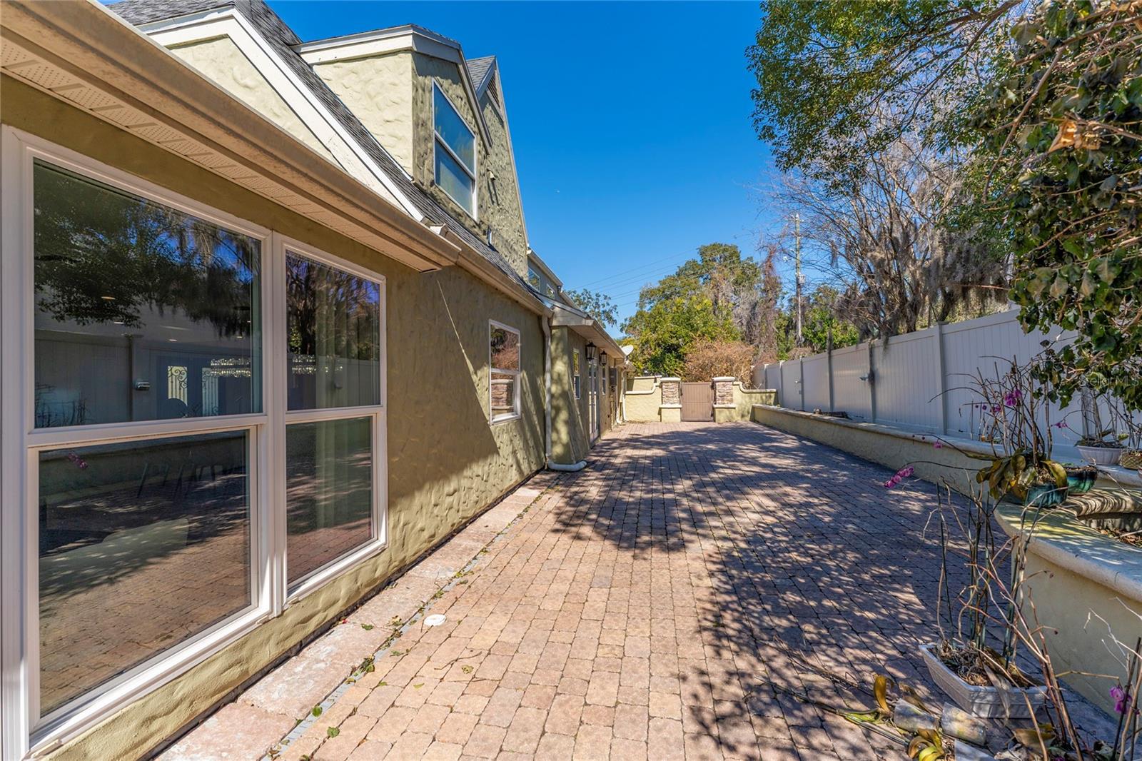 Image 50 of 57 For 606 6th Avenue