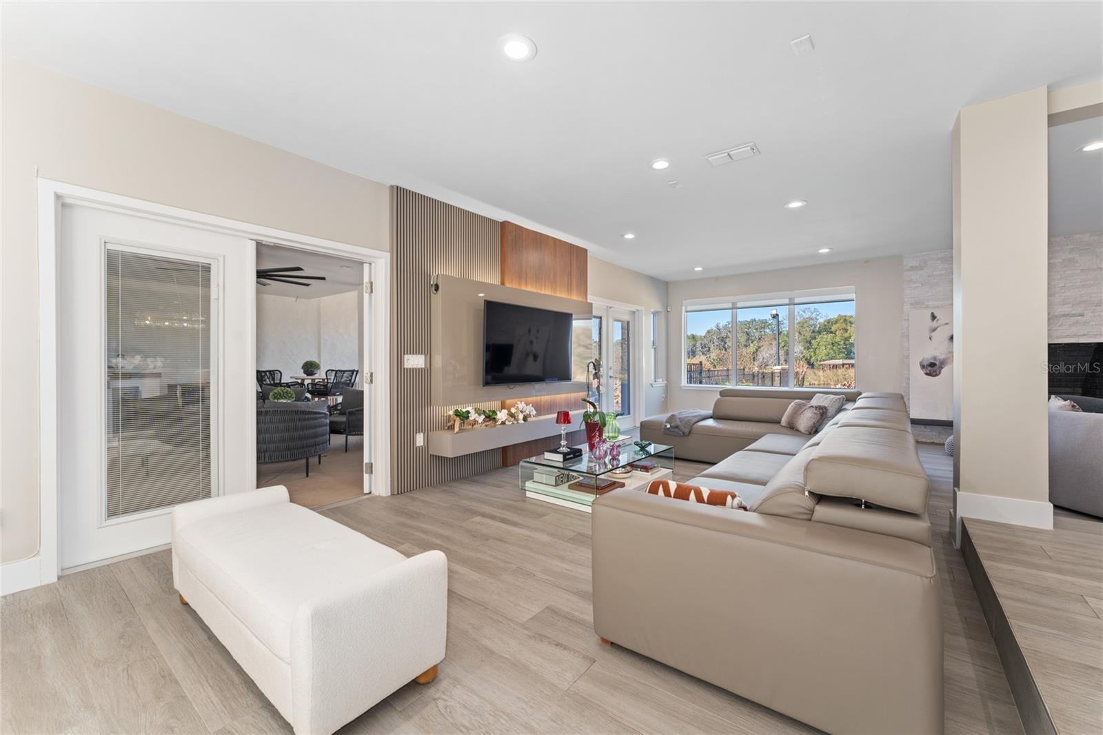 Image 8 of 57 For 606 6th Avenue