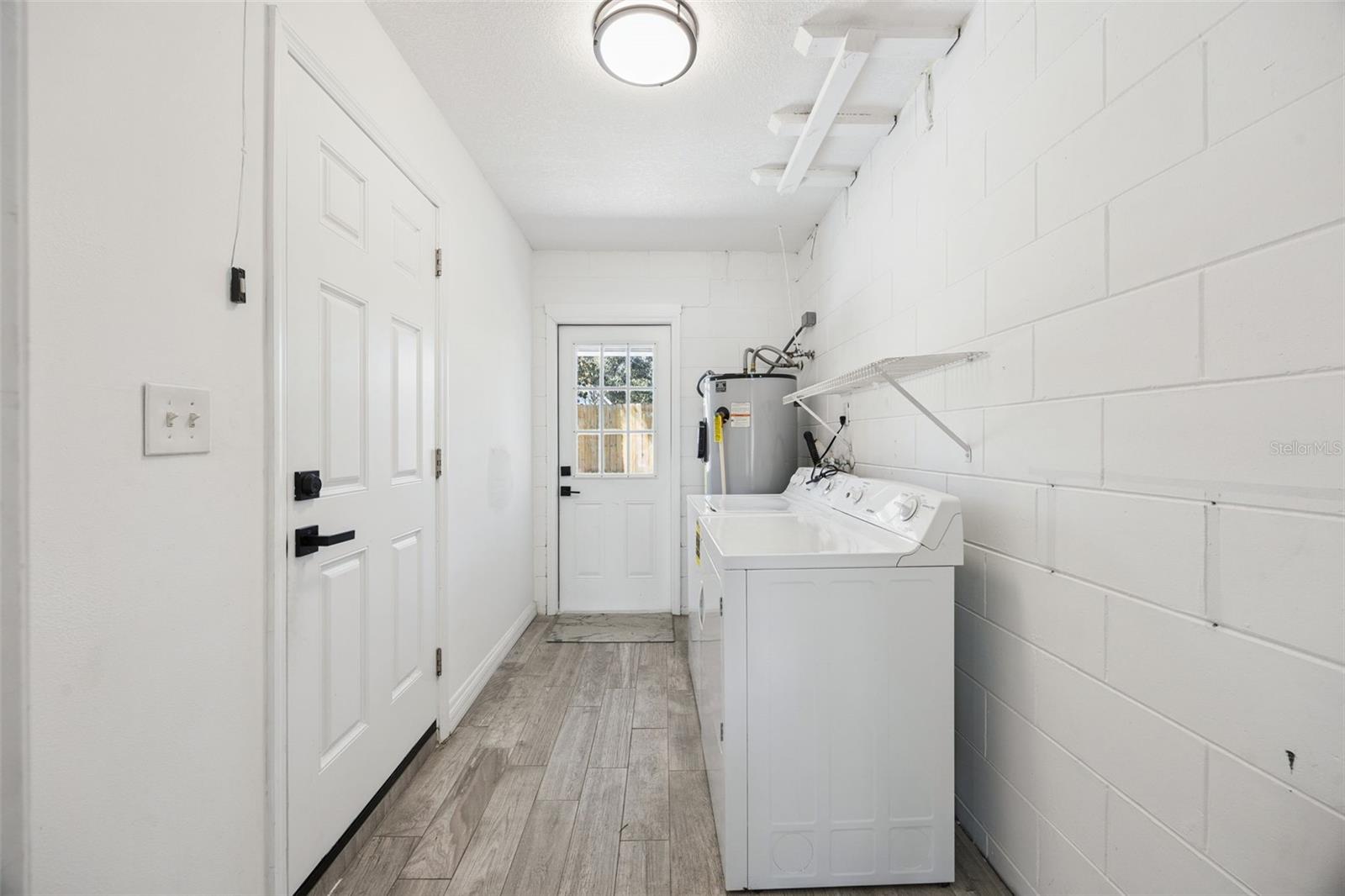 Image 24 of 32 For 728 Coquina Court