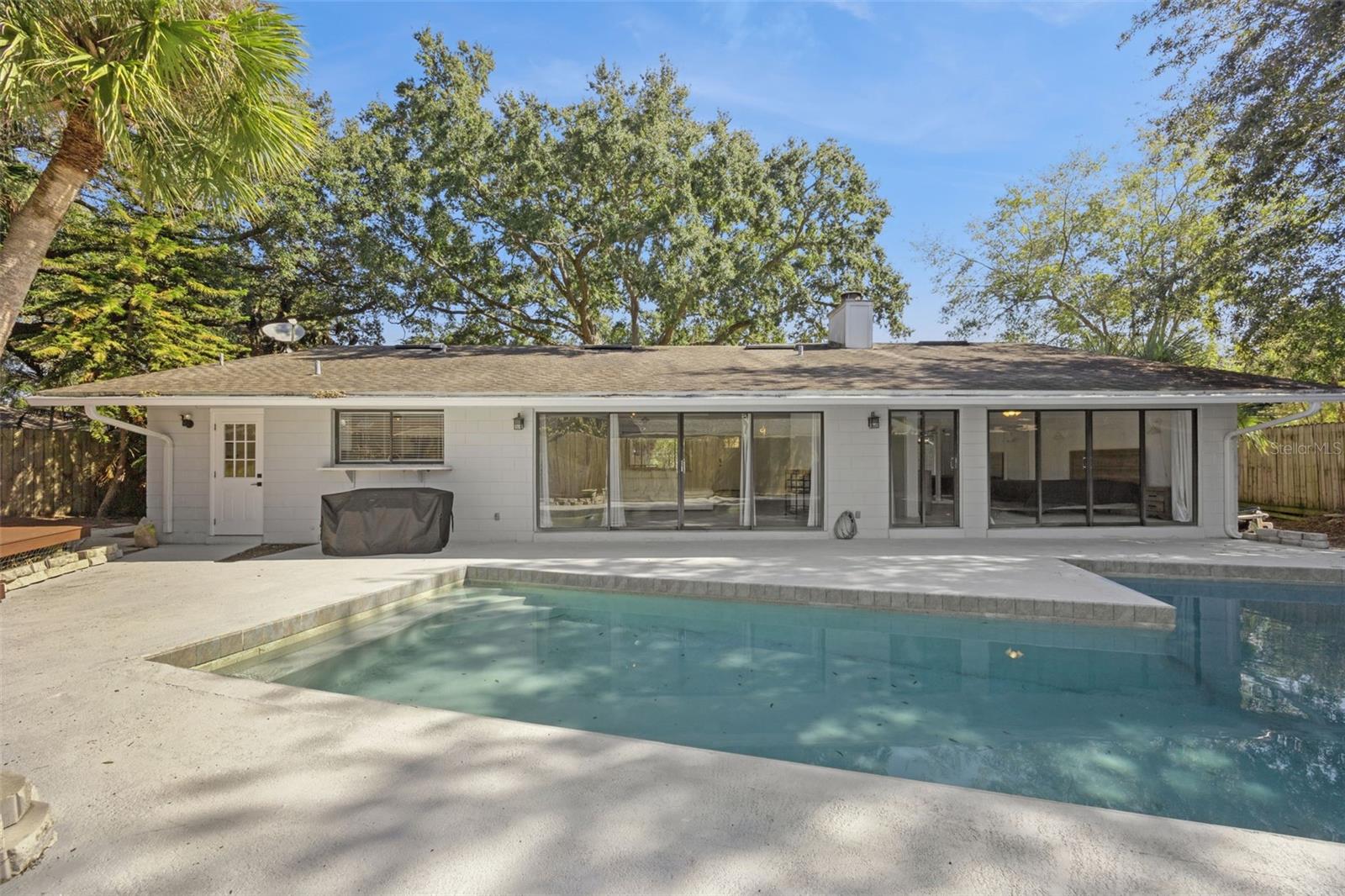 Image 26 of 32 For 728 Coquina Court