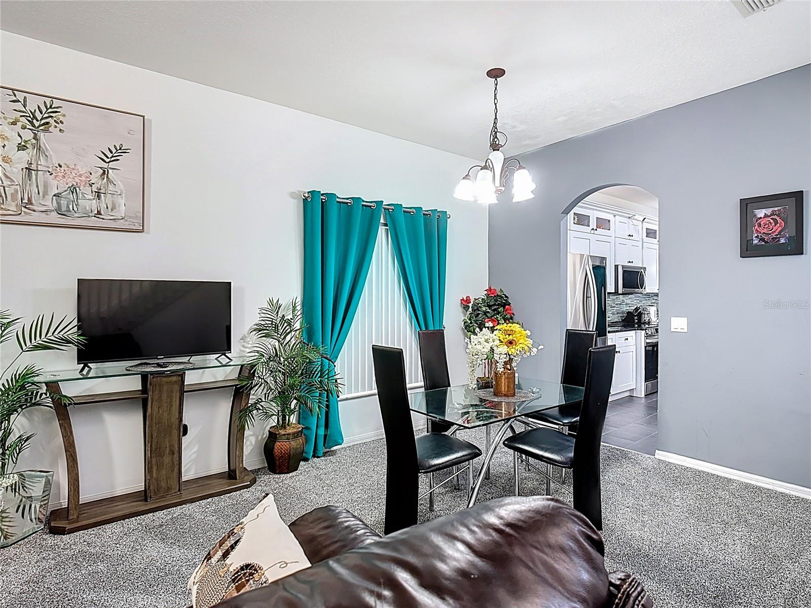 Image 10 of 84 For 4608 Cumbrian Lakes Drive