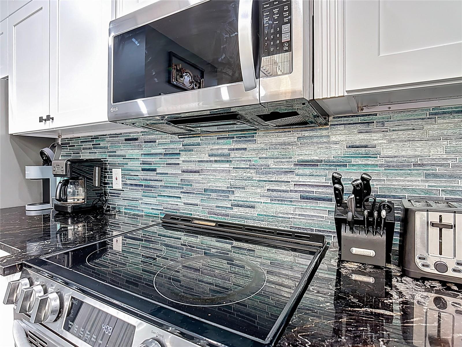 Image 16 of 84 For 4608 Cumbrian Lakes Drive