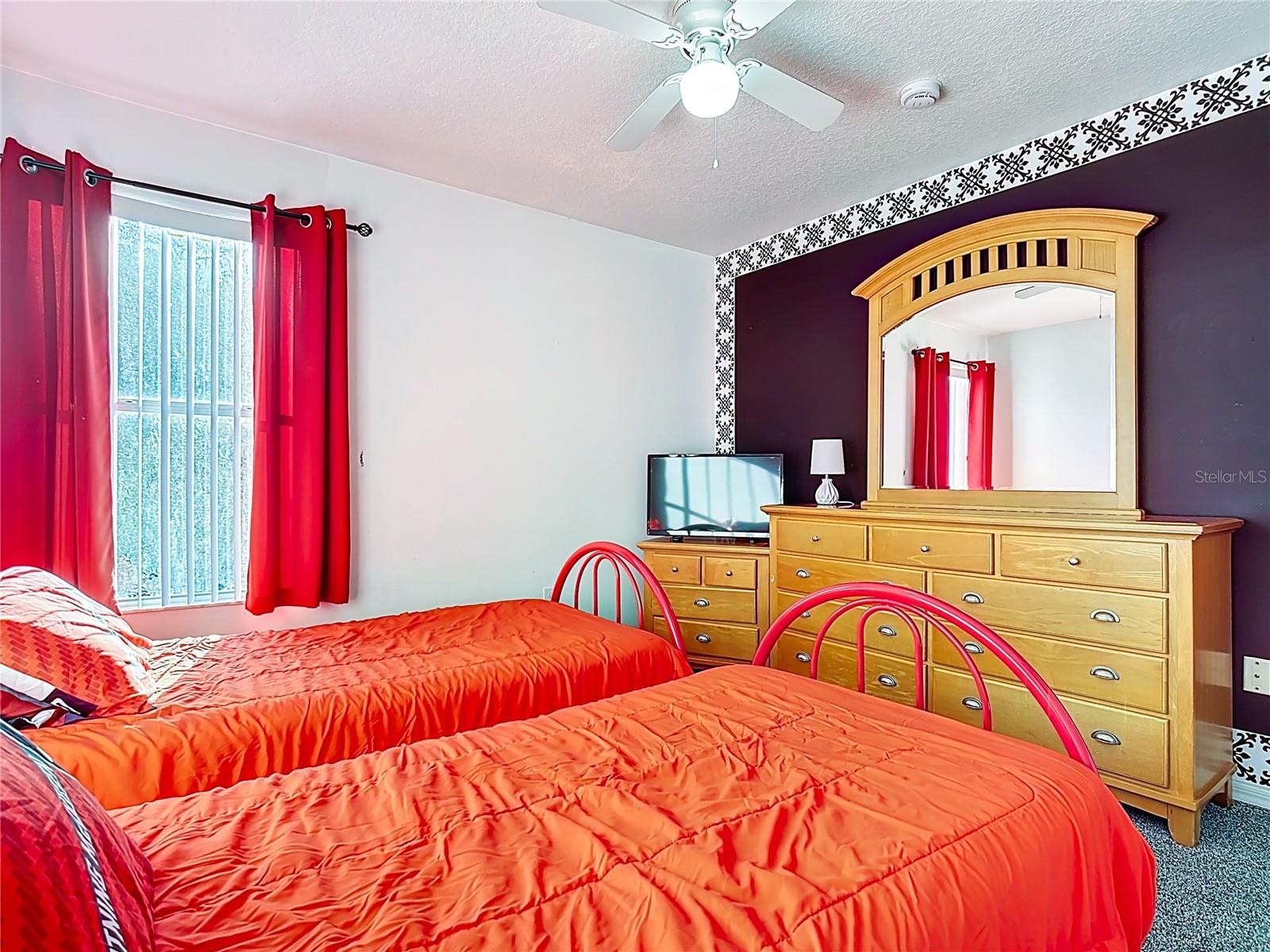 Image 39 of 84 For 4608 Cumbrian Lakes Drive