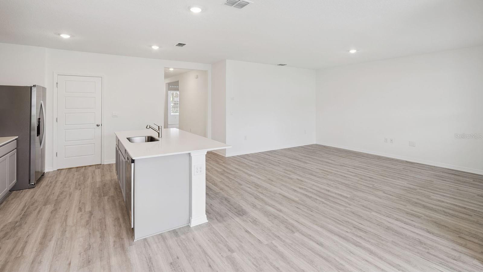 Image 3 of 17 For 4468 Yaupon Holly Way