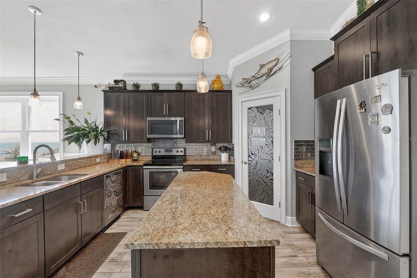 Image 10 of 45 For 1615 Central Avenue