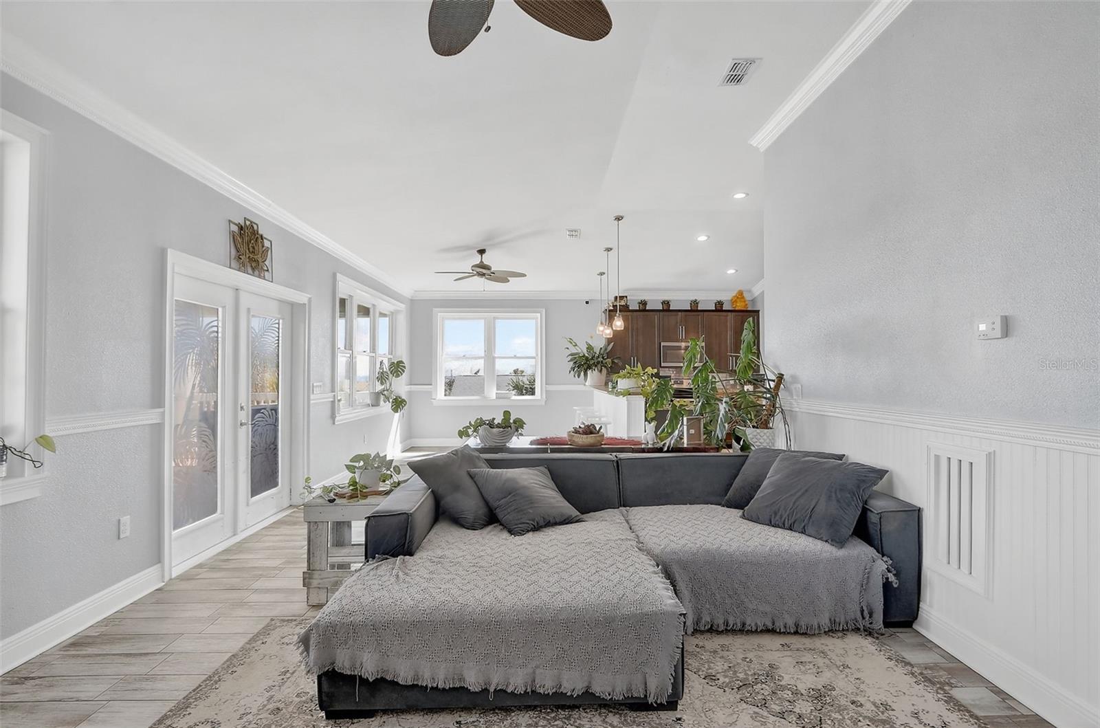 Image 15 of 45 For 1615 Central Avenue