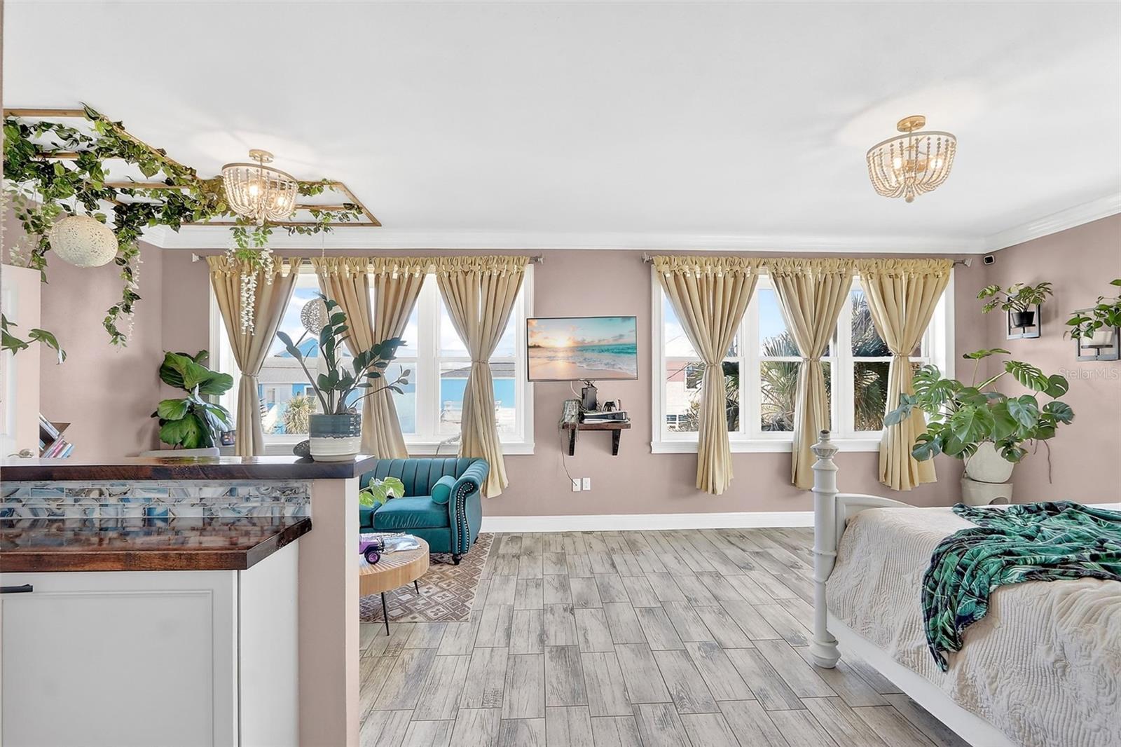 Image 20 of 45 For 1615 Central Avenue