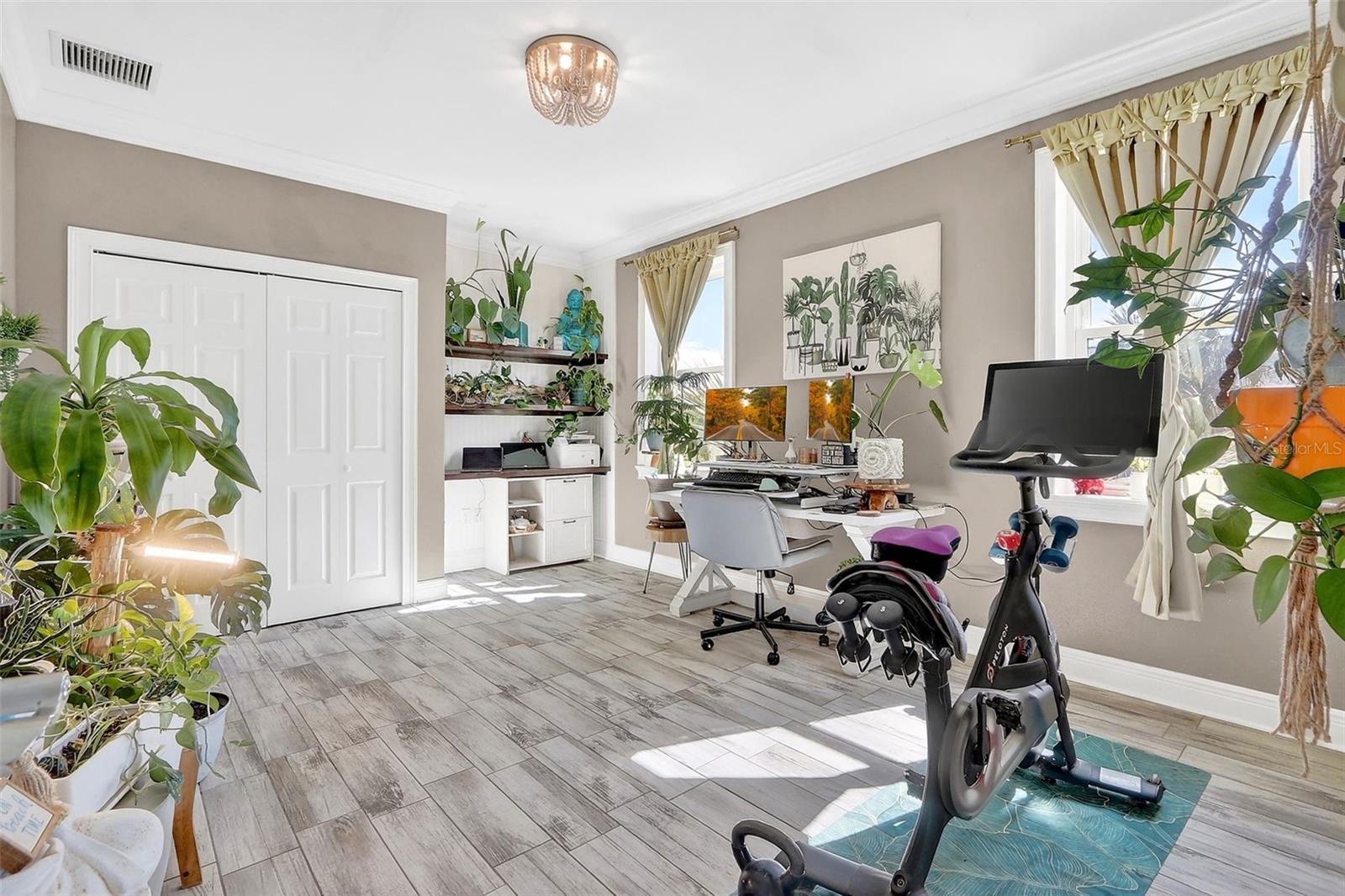 Image 24 of 45 For 1615 Central Avenue