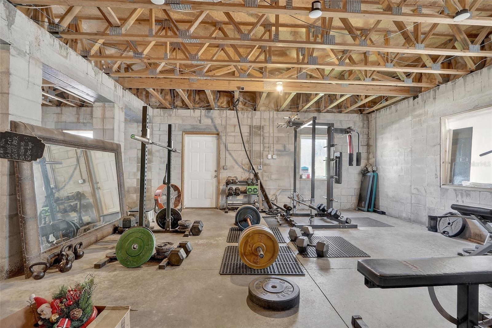 Image 27 of 45 For 1615 Central Avenue