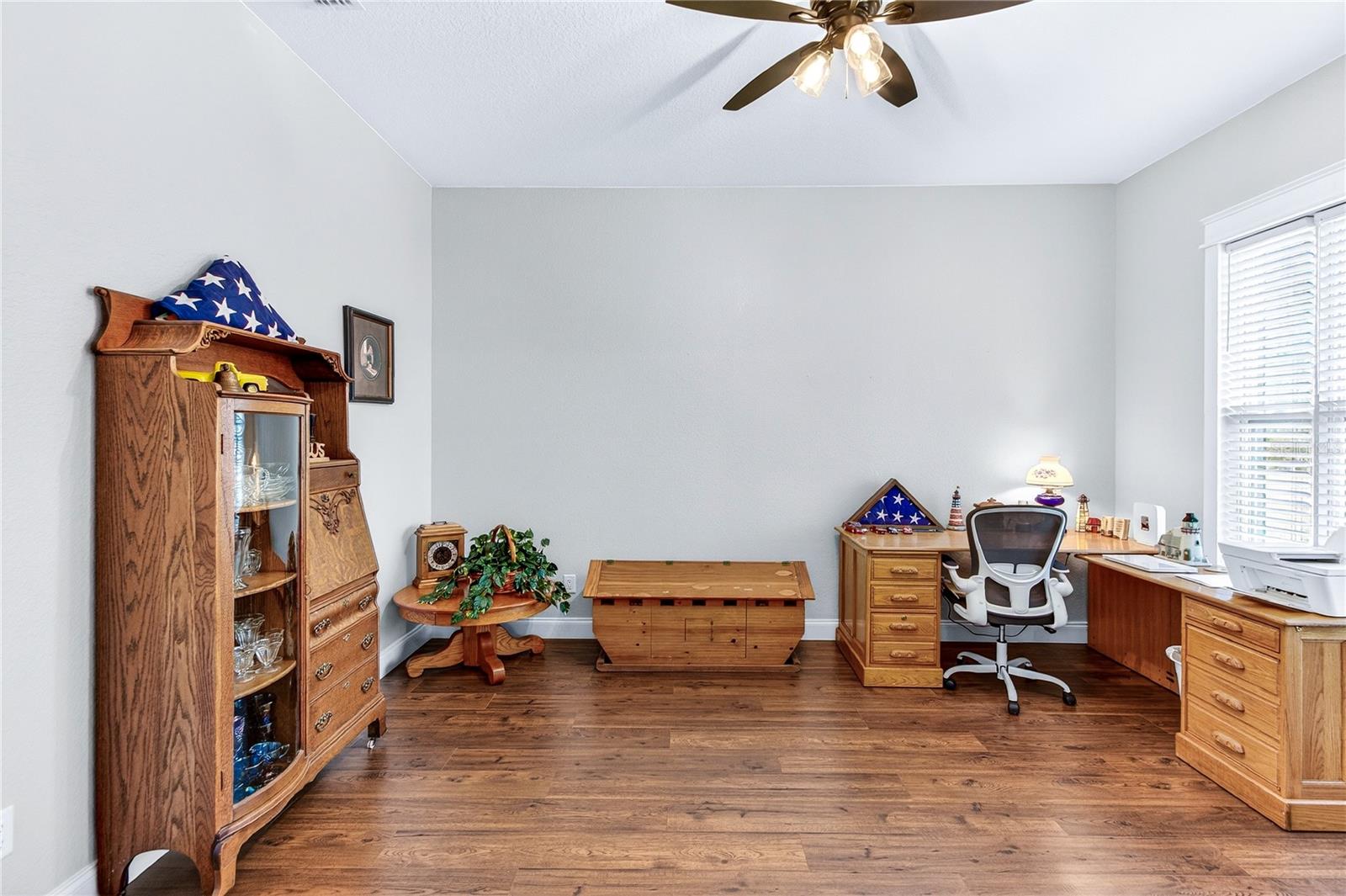 Image 23 of 91 For 21506 Hobby Horse Lane