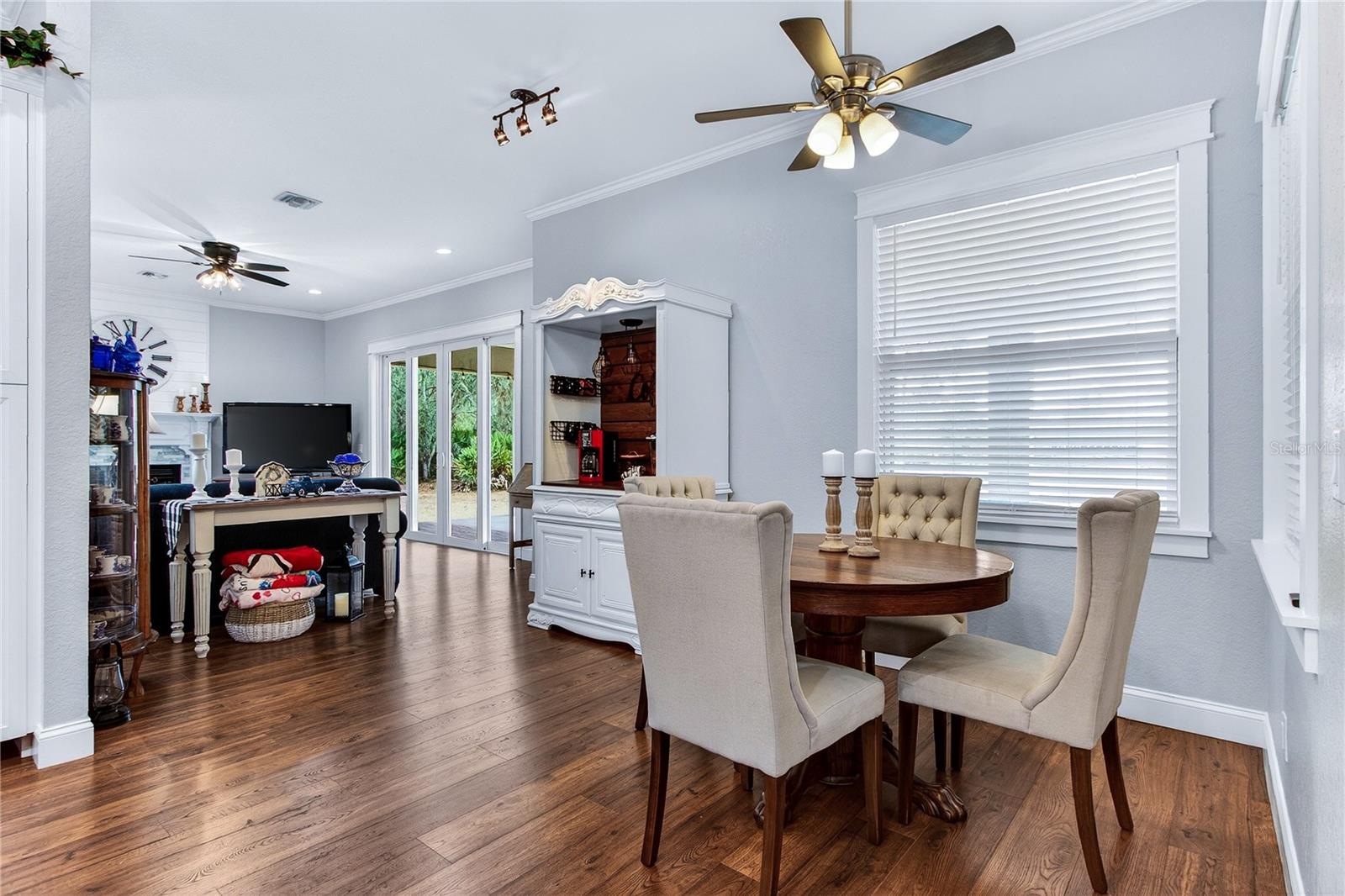 Image 38 of 91 For 21506 Hobby Horse Lane