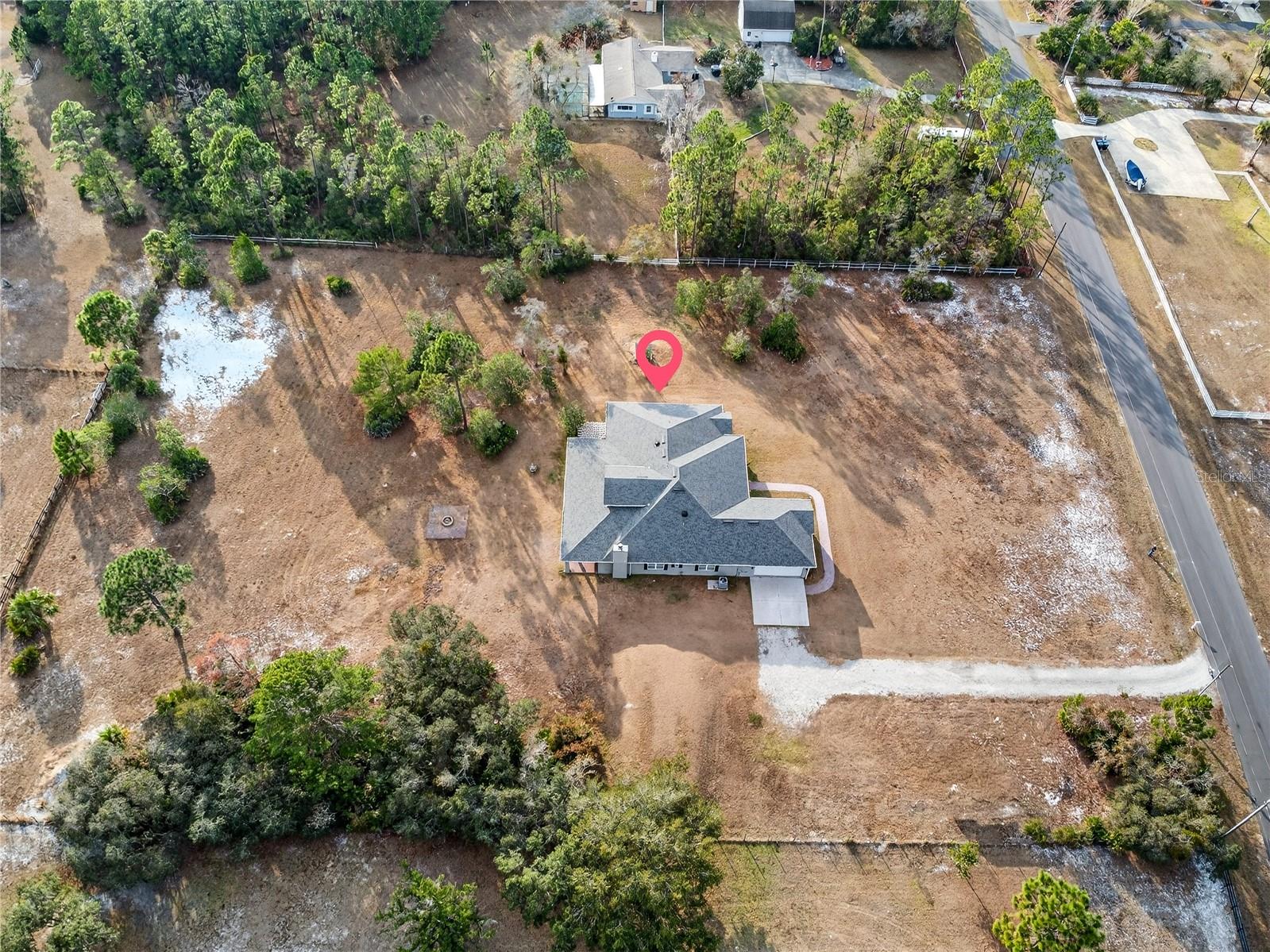 Image 4 of 91 For 21506 Hobby Horse Lane