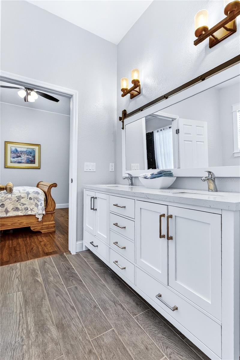 Image 59 of 91 For 21506 Hobby Horse Lane