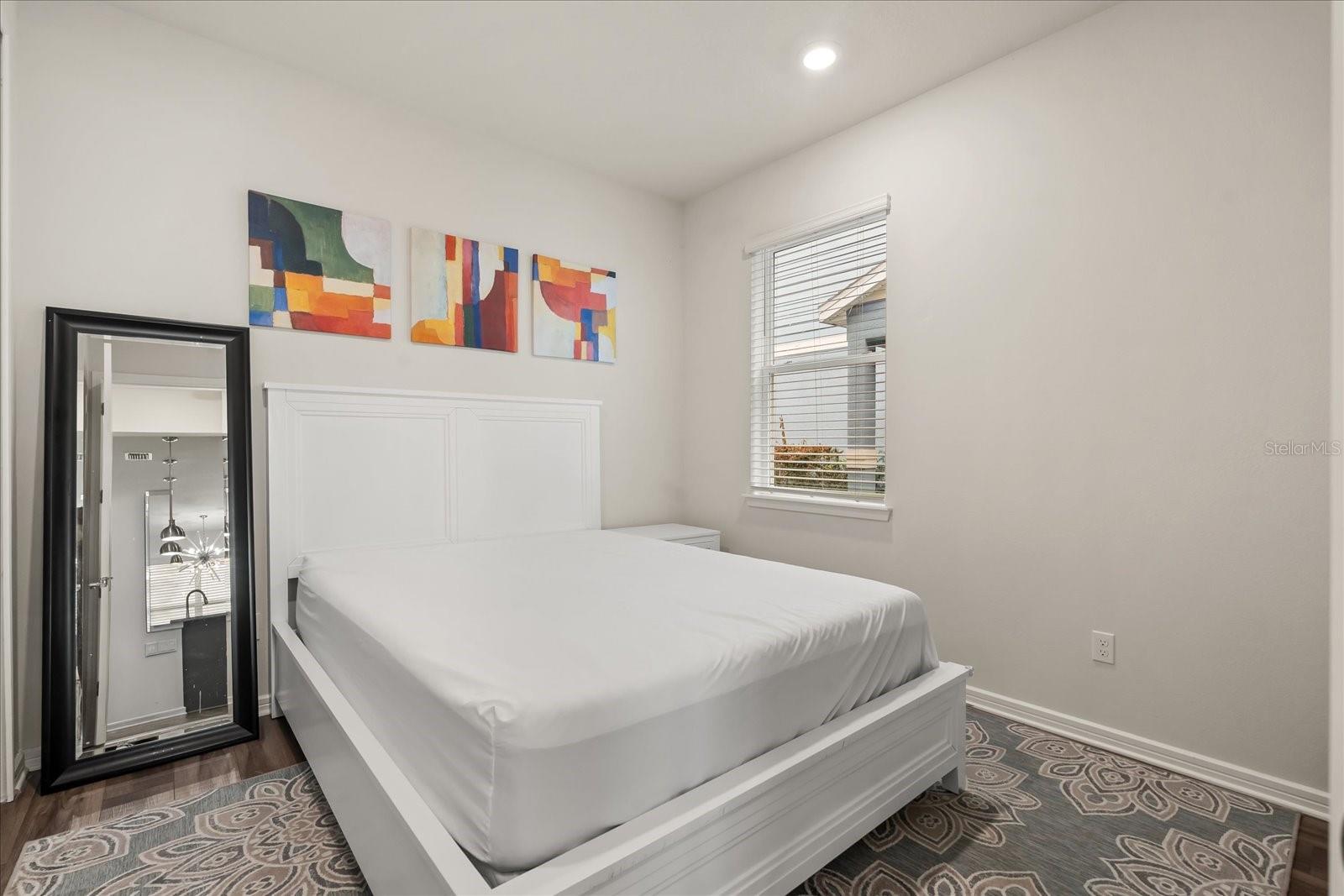 Image 21 of 34 For 2624 Blowing Breeze Avenue