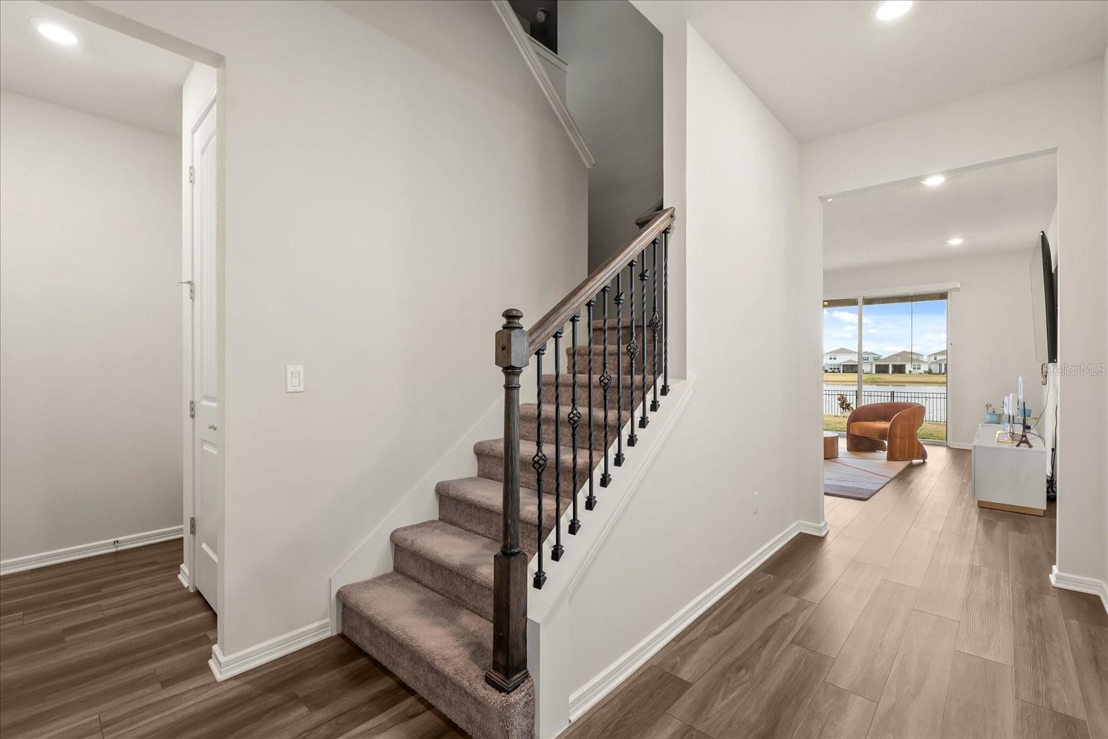 Image 5 of 34 For 2624 Blowing Breeze Avenue