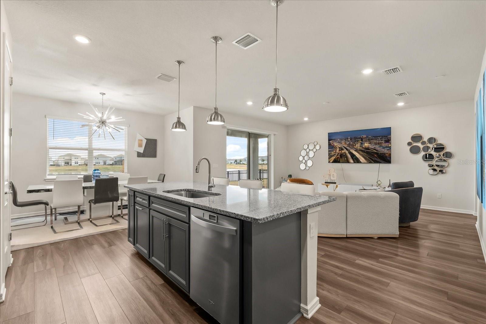 Image 9 of 34 For 2624 Blowing Breeze Avenue