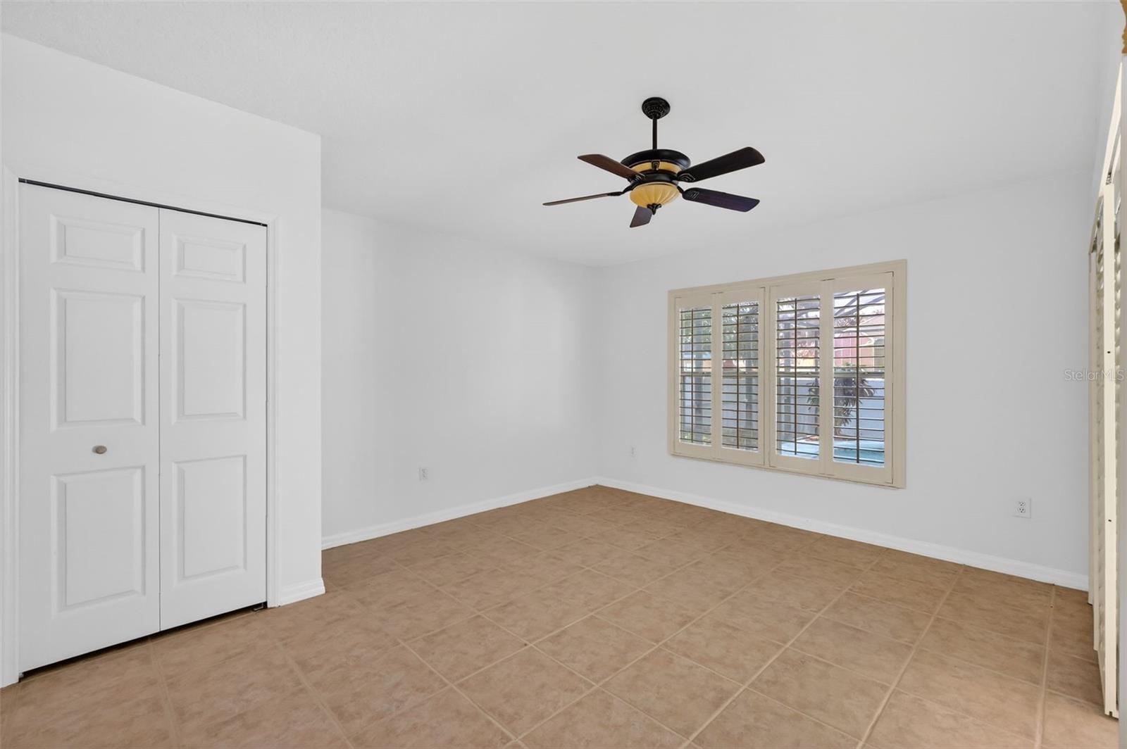 Image 23 of 49 For 729 Strihal Loop