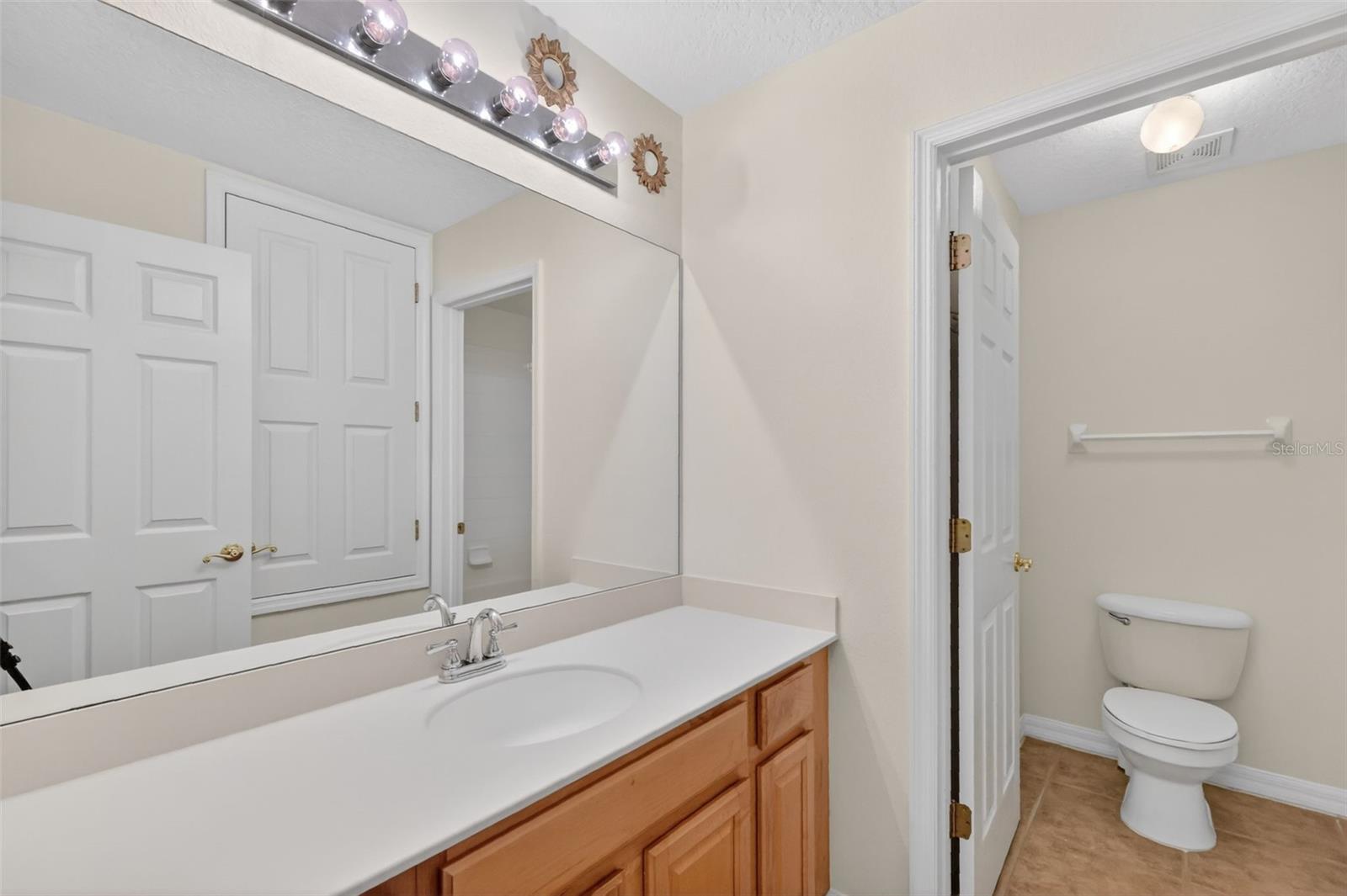 Image 39 of 49 For 729 Strihal Loop