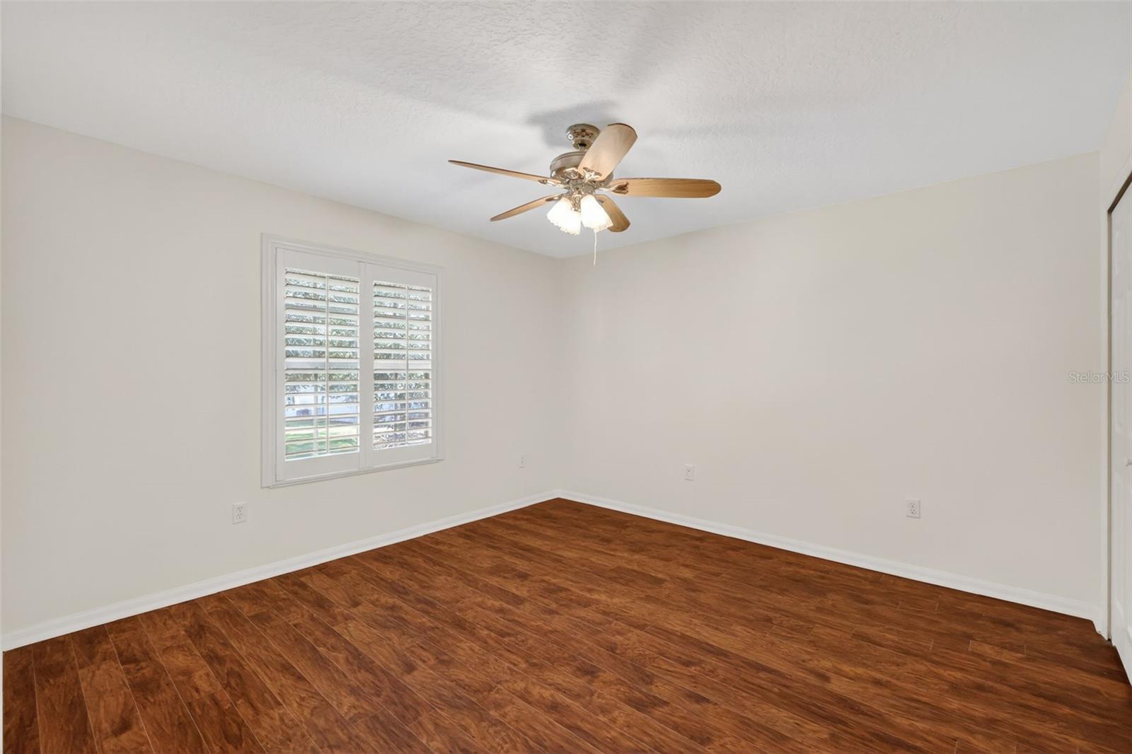 Image 41 of 49 For 729 Strihal Loop