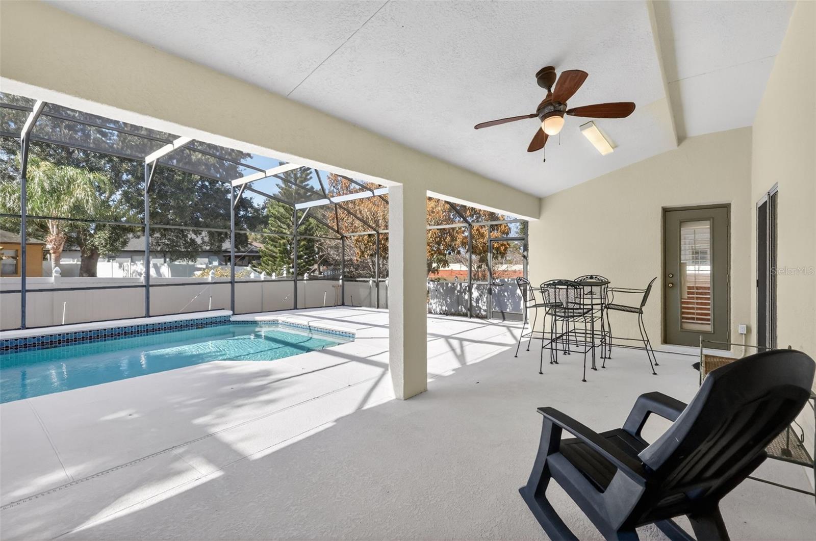 Image 42 of 49 For 729 Strihal Loop