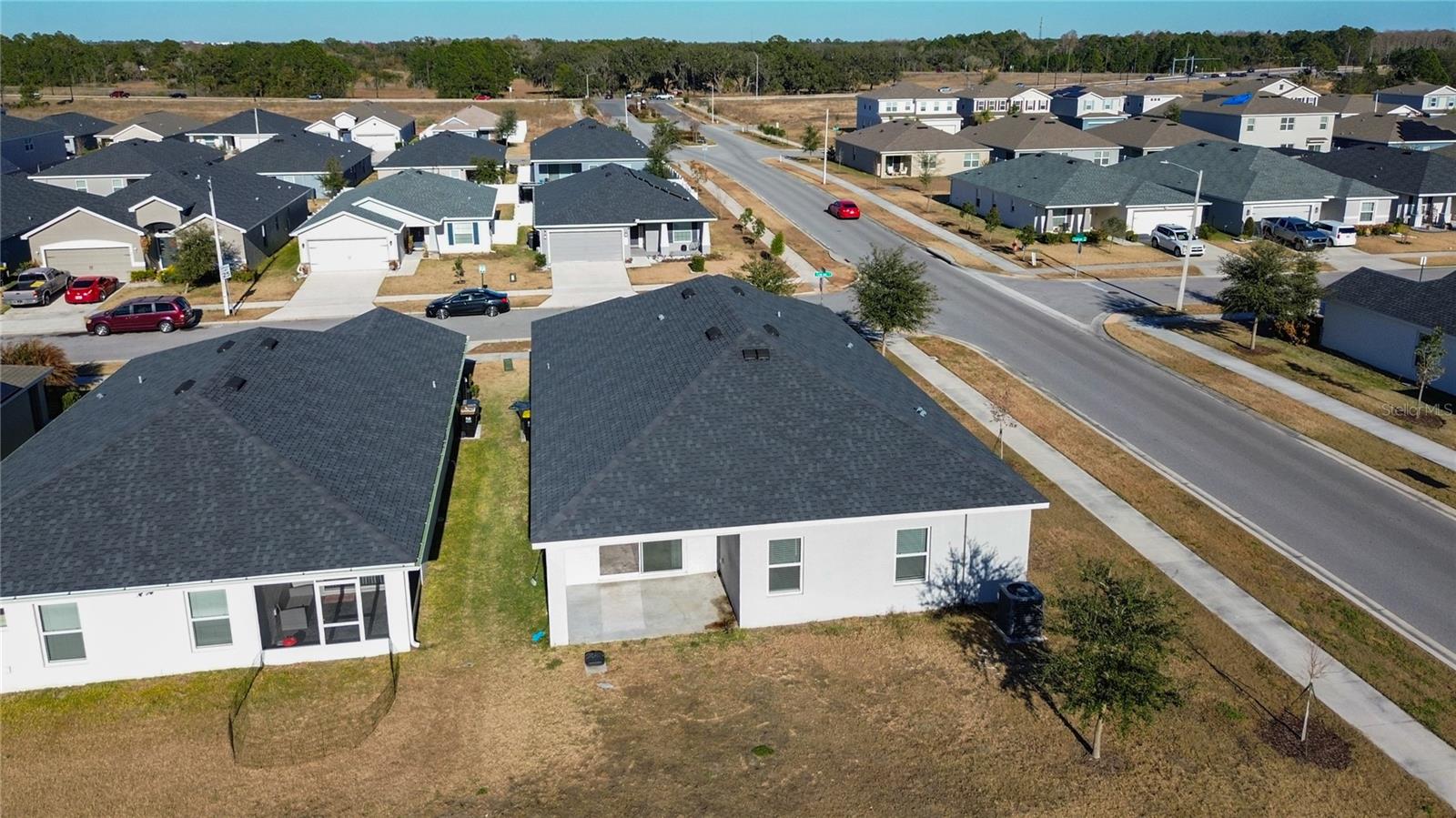 Image 41 of 49 For 840 Sydney Street