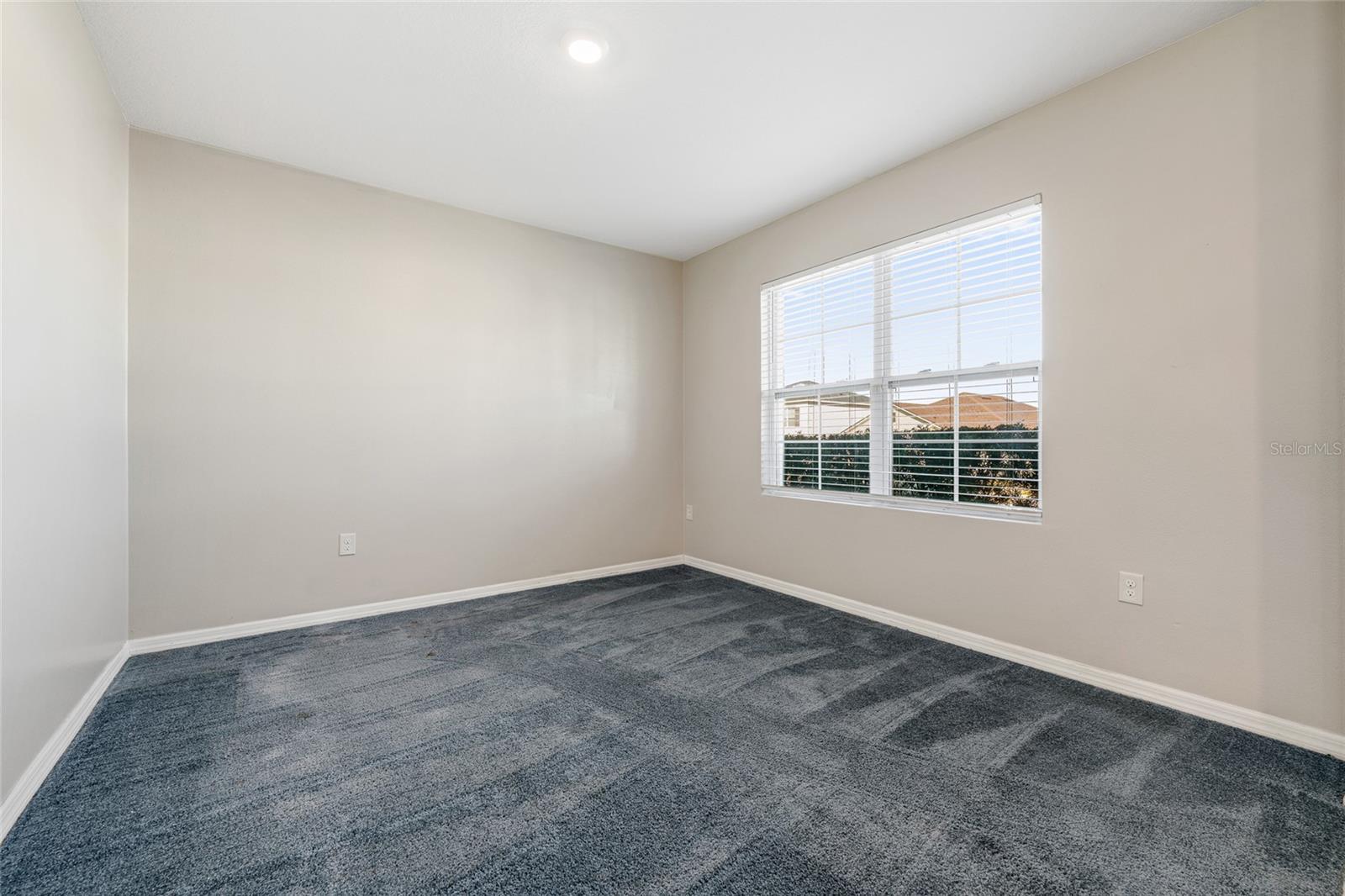 Image 13 of 49 For 305 Meadowbrook Boulevard