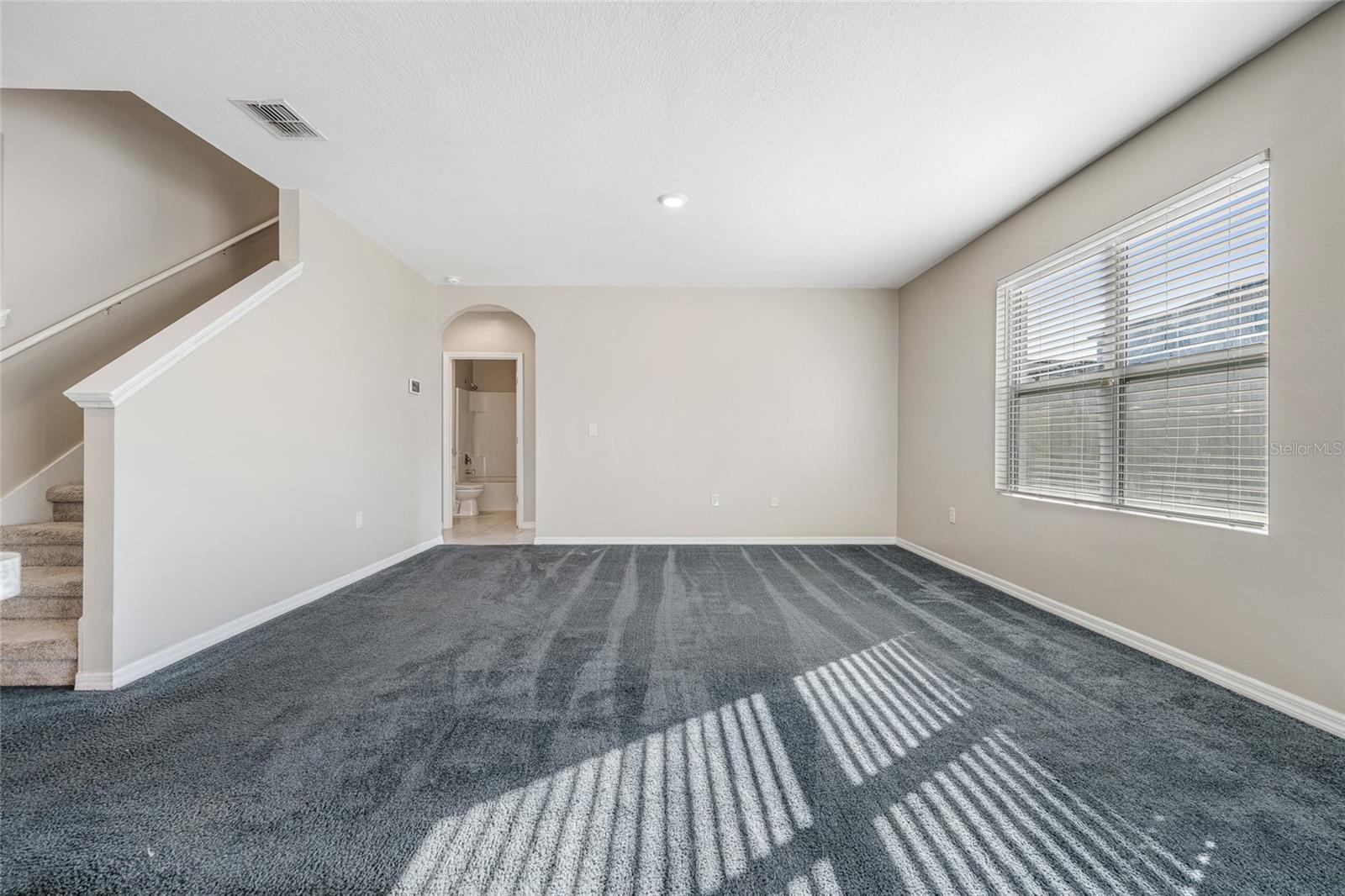 Image 14 of 49 For 305 Meadowbrook Boulevard