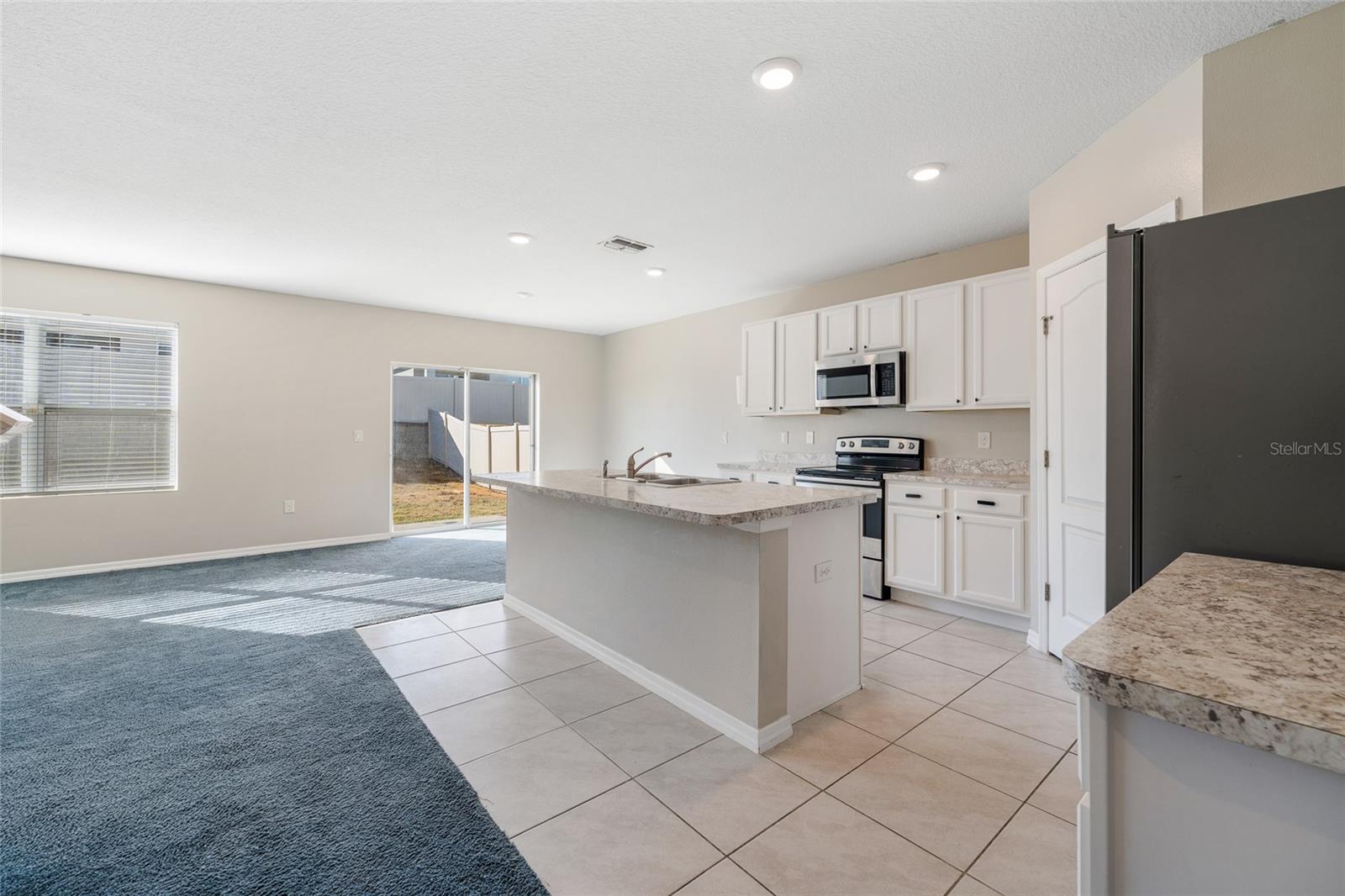 Image 9 of 49 For 305 Meadowbrook Boulevard