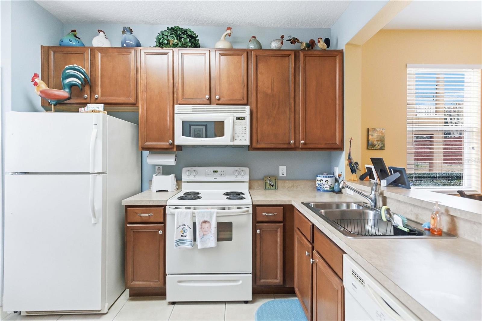 Image 10 of 29 For 1240 Retreat View Circle