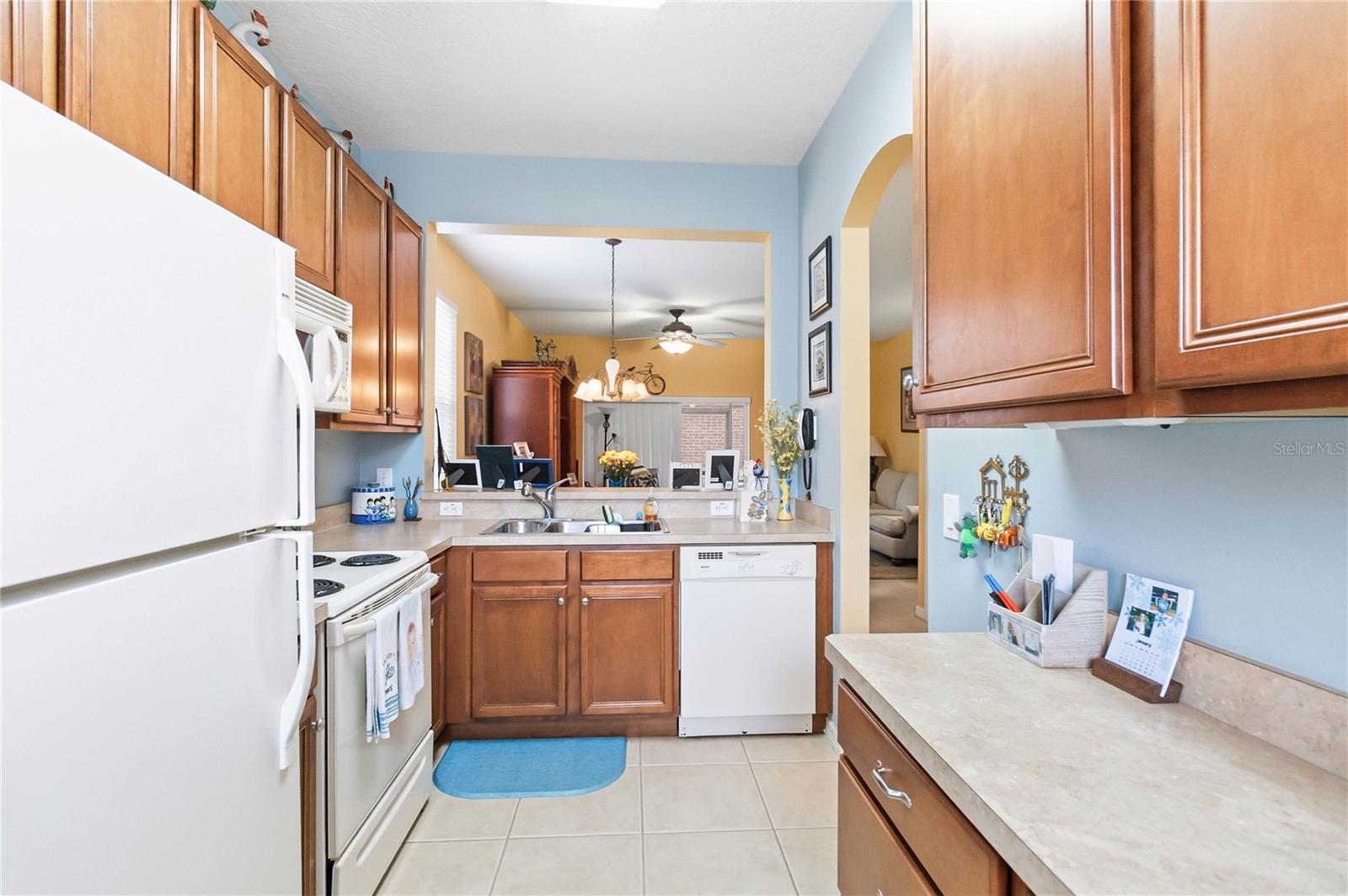 Image 11 of 29 For 1240 Retreat View Circle