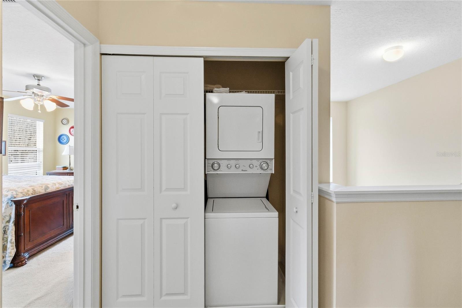 Image 22 of 29 For 1240 Retreat View Circle